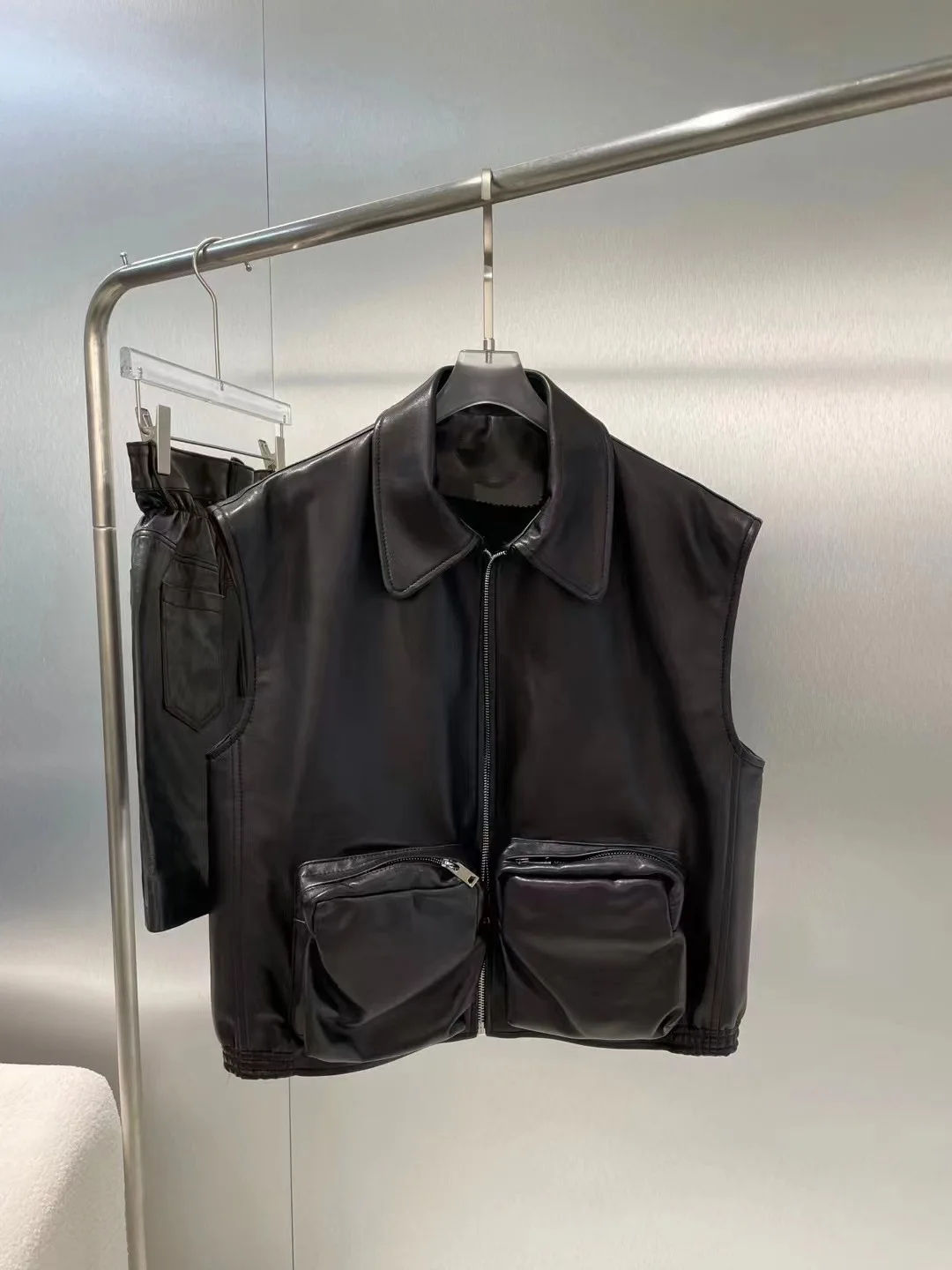 Brand New 2023 Autumn Winter Korean Style Women Leather Jackets High Quality Sheepskin Pockets Vest Waistcoat C423