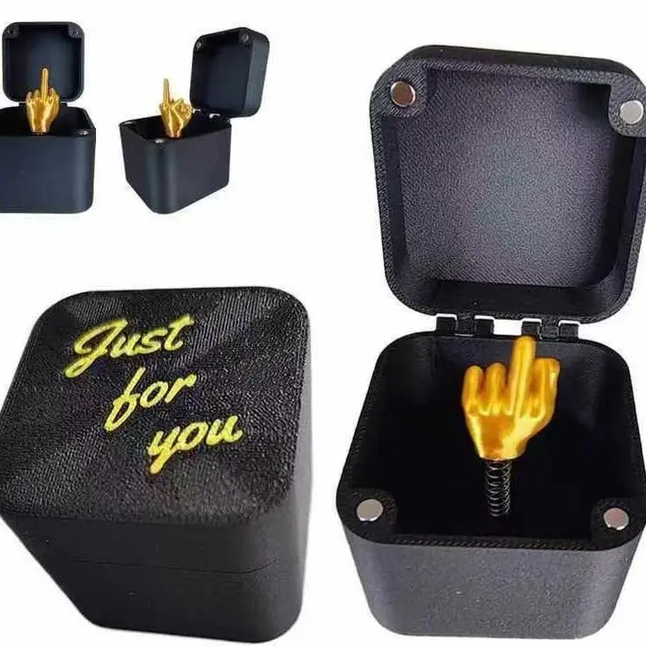 Doigt D'honneur Dans Une Boîte, Boîte Cadeau Surprise Avec Doigt Du Milieu, Cadeau Pop-up Parodique Avec Boîte Pour Adultes, Nouveauté De Noël, Cadeau Amusant (3 Pièces