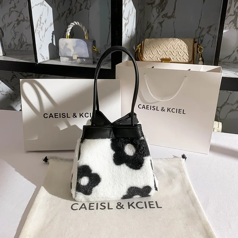Fashion Floral Pattern Women's Fur Bag High Quality Faux Fur Shoulder Bag Soft Handle Handheld Design Stylish Plush Bag