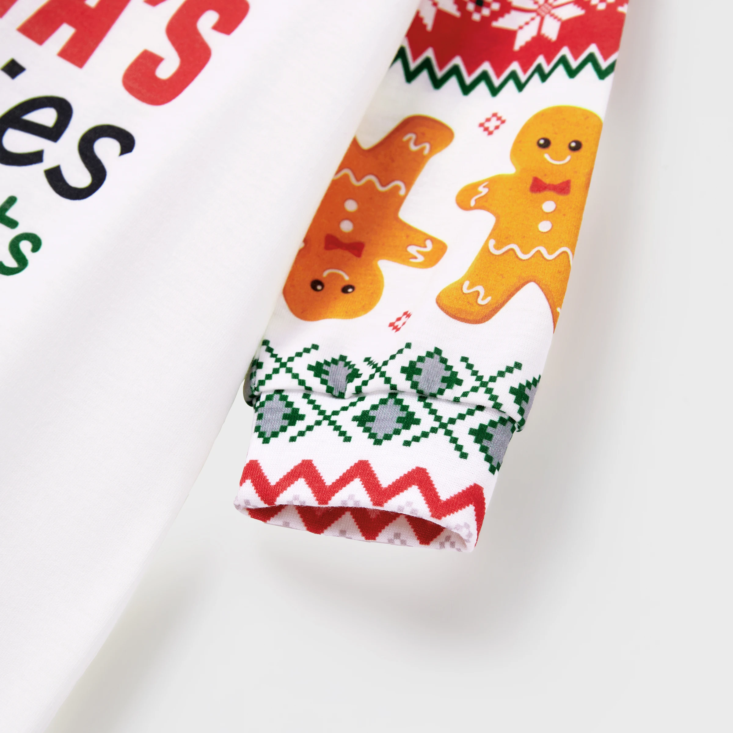 thumbnail image 5 of Pijamas navideños a juego para toda la familia, con diseño de hombrecito de jengibre y galletas de Papá Noel, 5 of 5