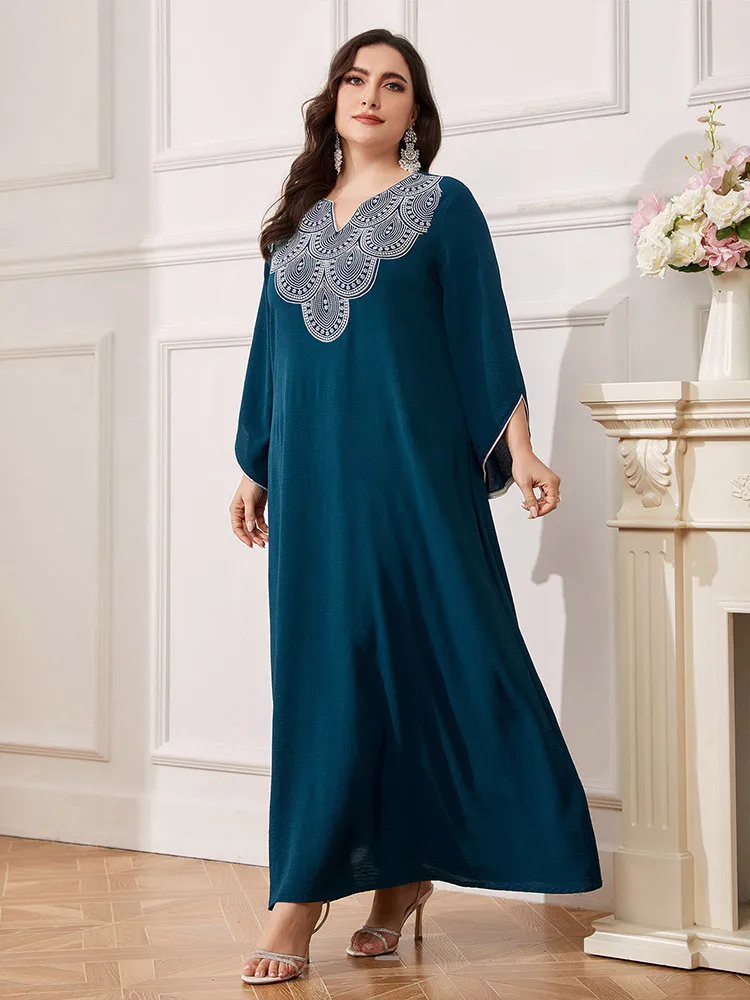 

Plus Size Vintage Embroidered Muslim Dress Women Oversized Long Sleeves Long Dresses Middle East Arabian Robe Islamic Clothing