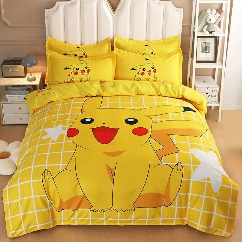 新品未開封　ベッドカバー3点セット　ピカチュウ Amazon.co.jp: ポケモンセンターオリジナル ベッドカバー3点
