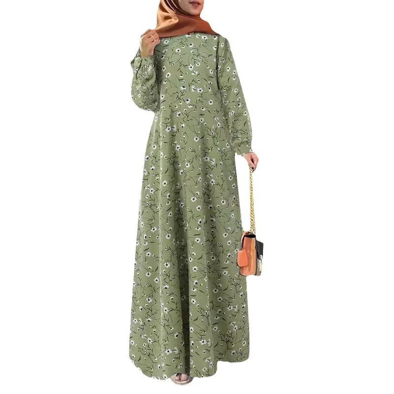 2024 Muslim New Middle East Large Women's Fragmented Flower Robe Retro Dress Long Sleeved Loose Long Skirt  Muslim Dress 5XL