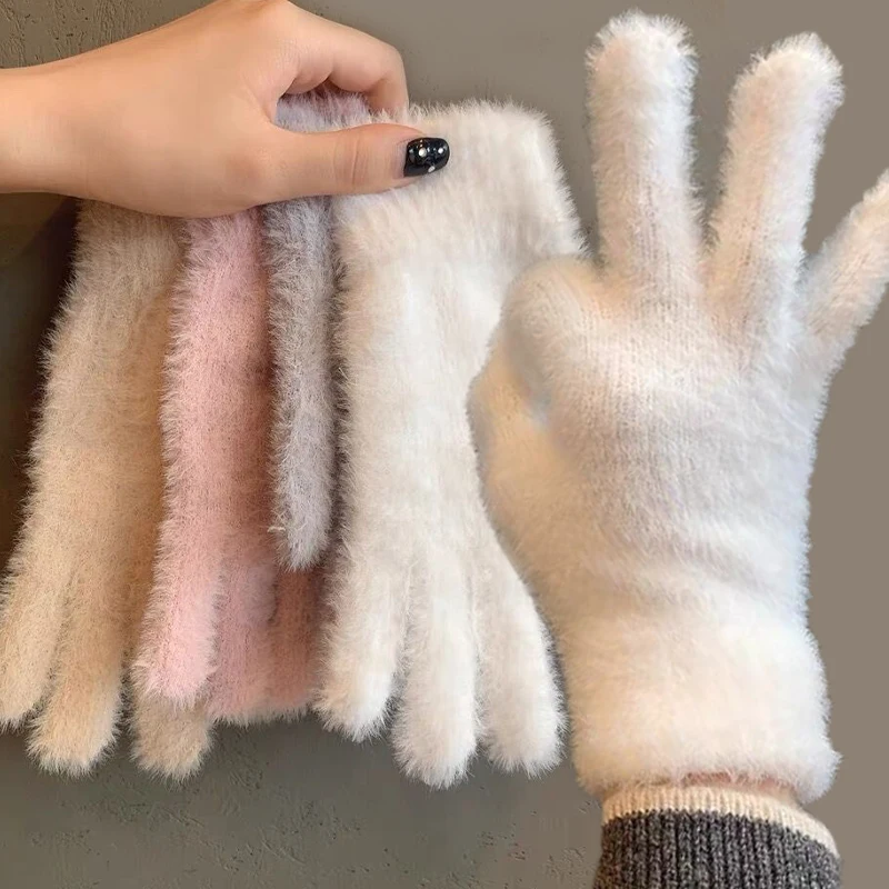 Mink Velvet Gloves Women Winter Warm Plush Five Finger Gloves Outdoors Solid Color Glove Cute Fur Fluffy Wrist Warmer Mittens