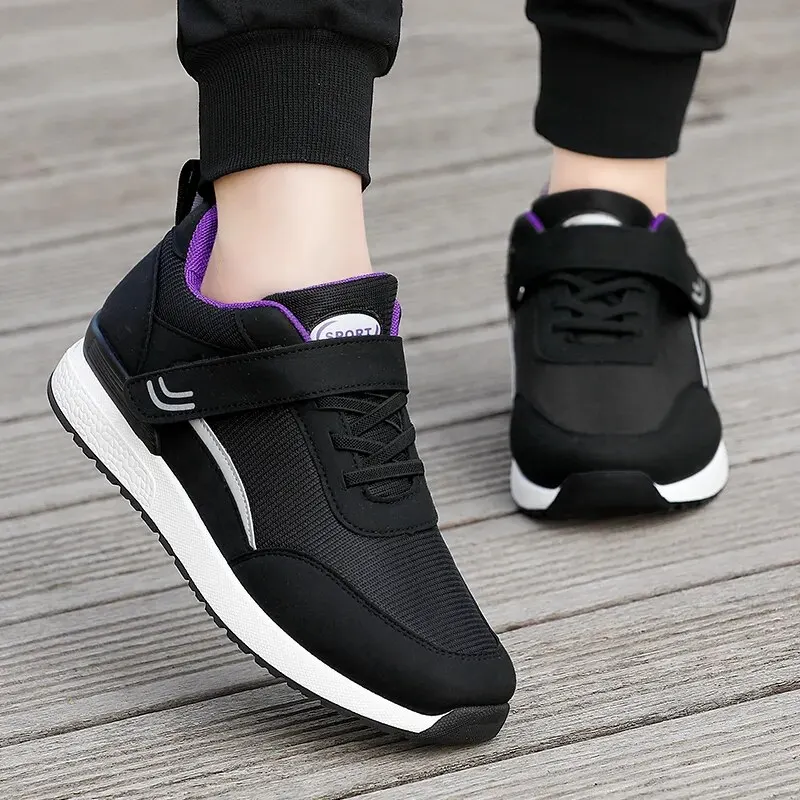 Autumn Women&lsquo;s Breathable Mesh Soft Sole Sports Casual Anti Slip Lightweight Walking Shoes walking shoes