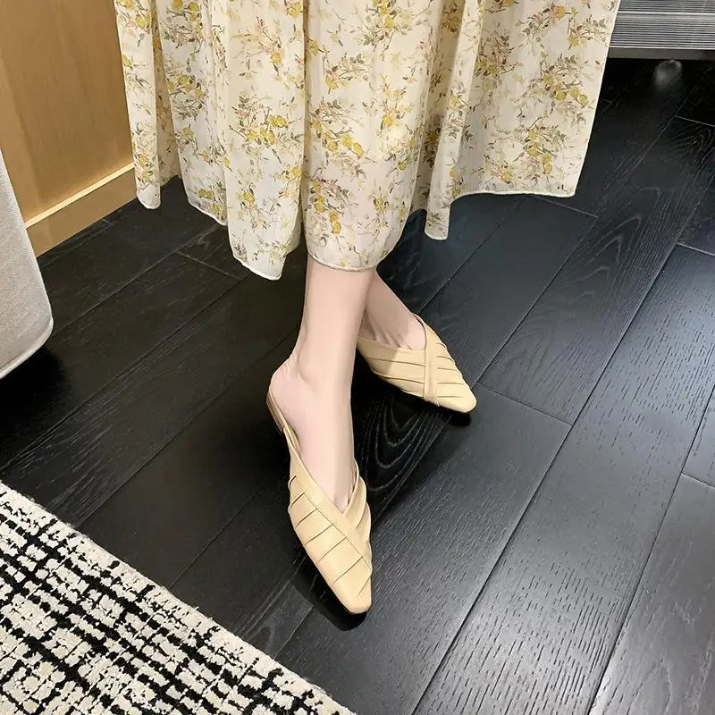 2024 Spring/Summer Low Heel Square Head Genuine Leather External Wearing Slippers, Baotou Sandals, Women's Muller Shoes