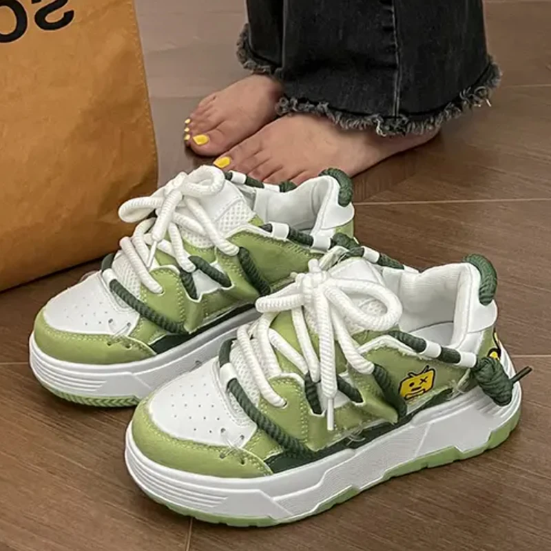 Women Chunky Sneakers Casual Fashion Comfortable Board Shoes Korean Style Lightweight Lace Up Non-slip Flats Sapato Feminino 4