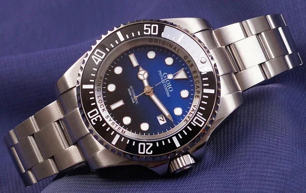 

Men Watch automatic mechanical Black Blue Gradient Red Green Ceramic