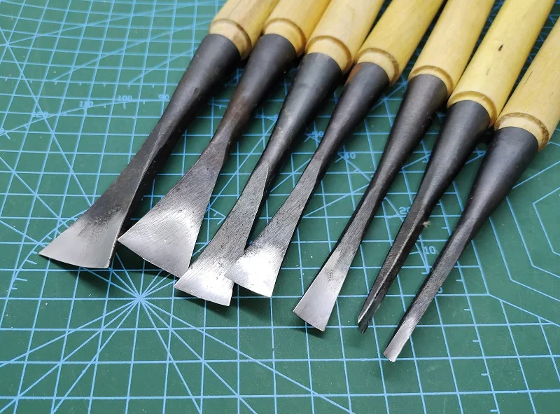 Shallow Arc Woodworking Chisels & Carving Knives 1