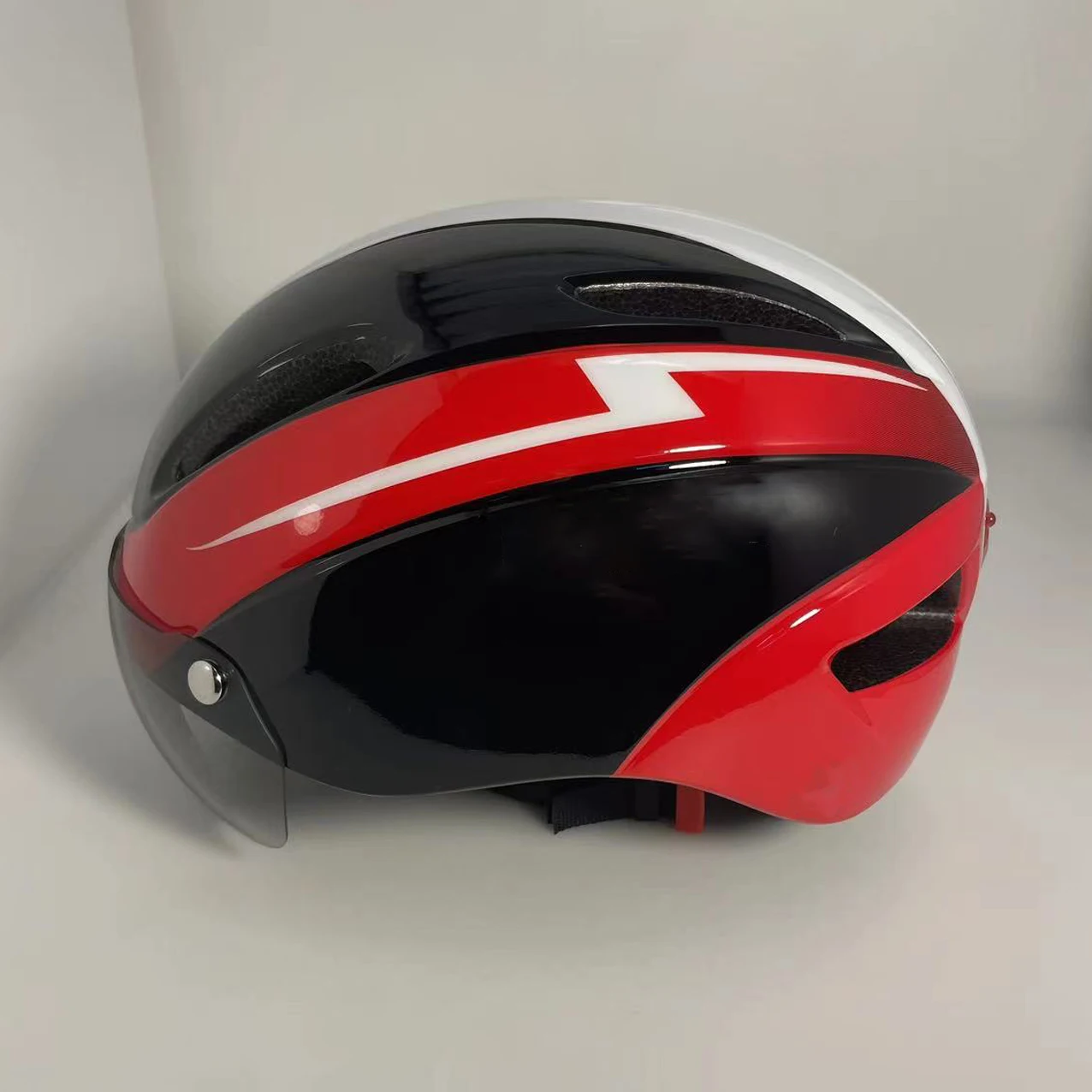 Description Picture 2 of itemCycling Helmet Leisure Road Bike Outdoor Helmet