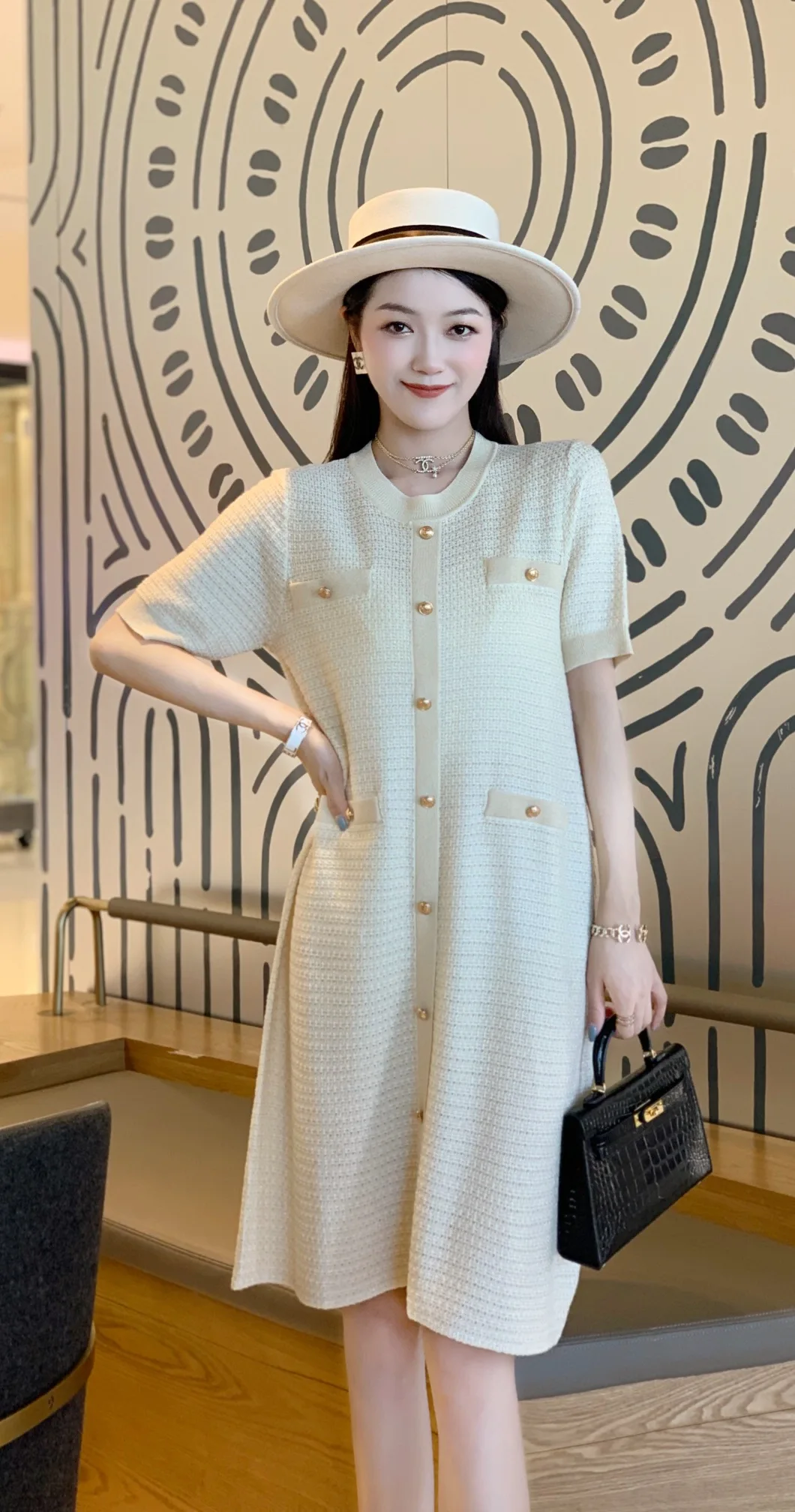 

2023 Spring/Summer Fashion New Women's Clothing Contrasting-color dress 0814