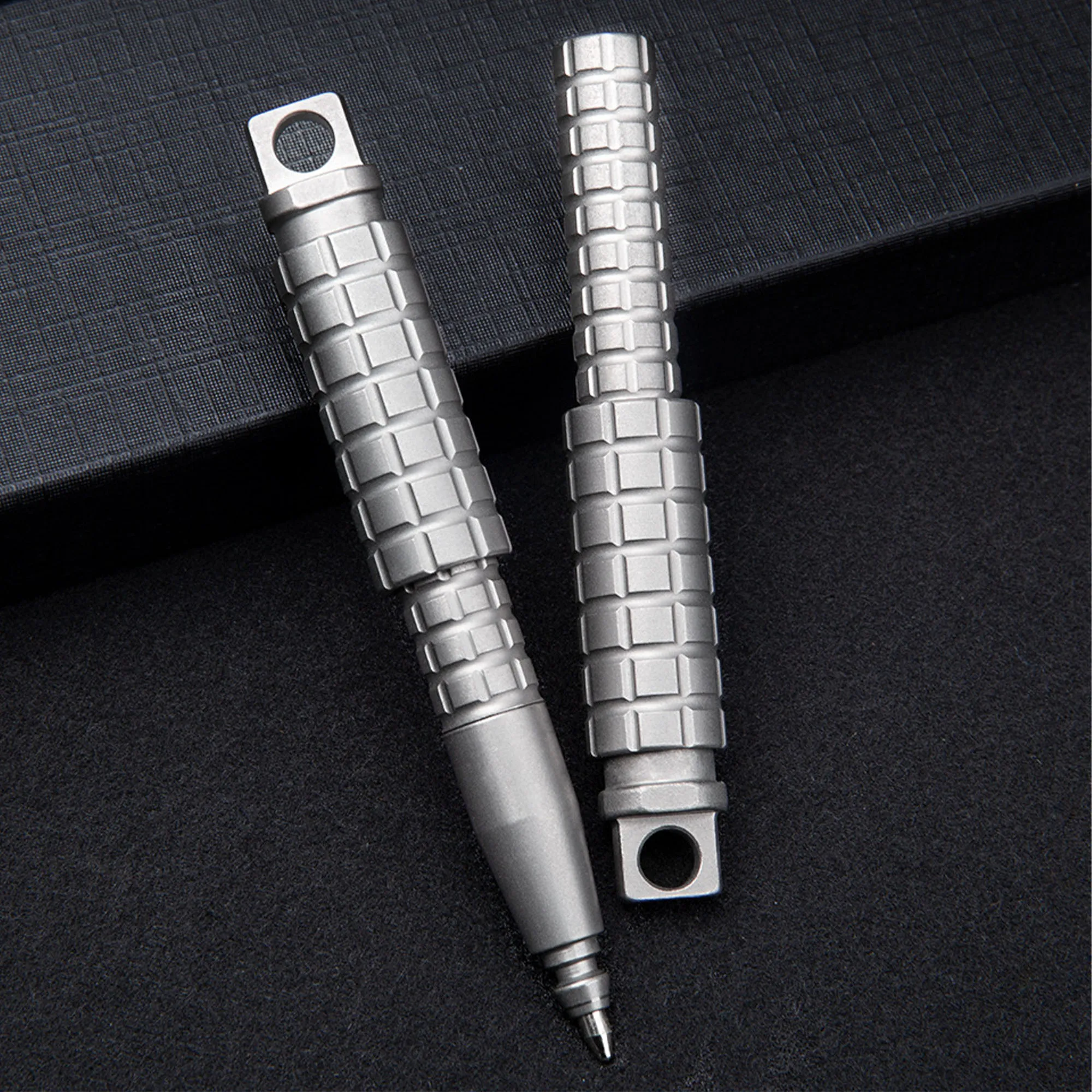 

Titanium alloy Mini Pen EDC Tactical Pen Keychain Pen Pocket Writing pen
