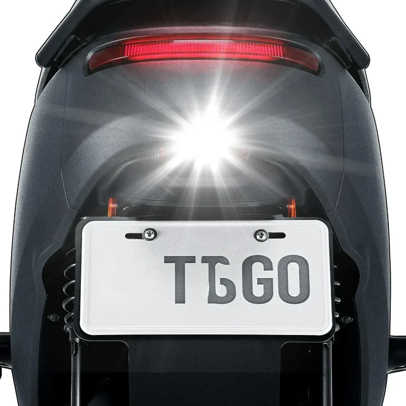 Universal Motorcycle LED Eagle Eye Shape Mini License Plate Light Turn Signal Turn Indicator Tail Rear Light Brake Fog Lamp Bulb