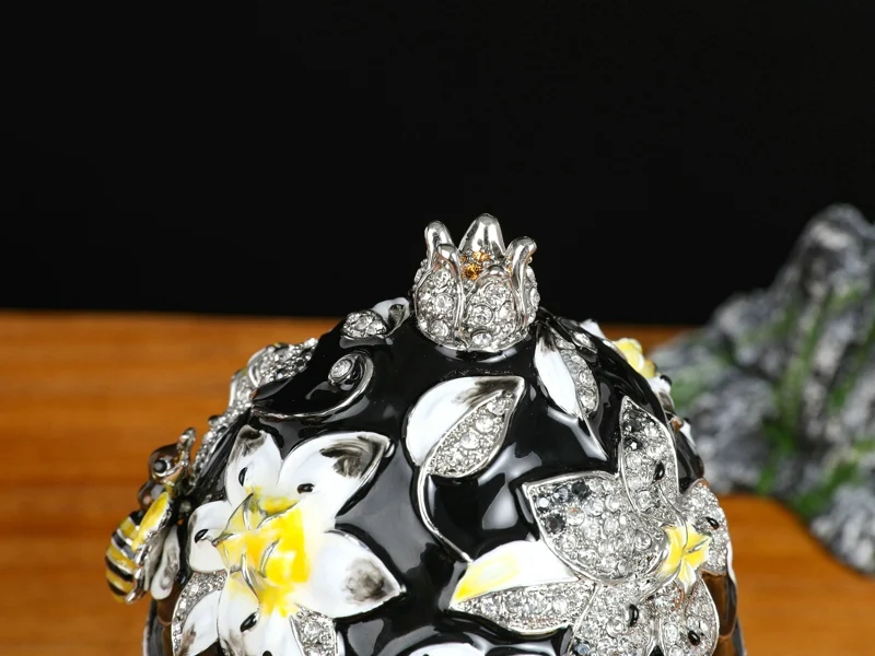 SHINNYGIFTS Fabergé Egg Trinket Box Big Size Royal Anniversary Gifts Bee on Flowers Easter Gifts 3