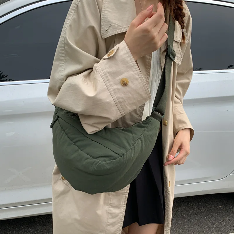 Borsa hobo semplice e versatile Una elegante borsa a tracolla casual che una borsa a tracolla adatta alla moda e leggera - immagine 3