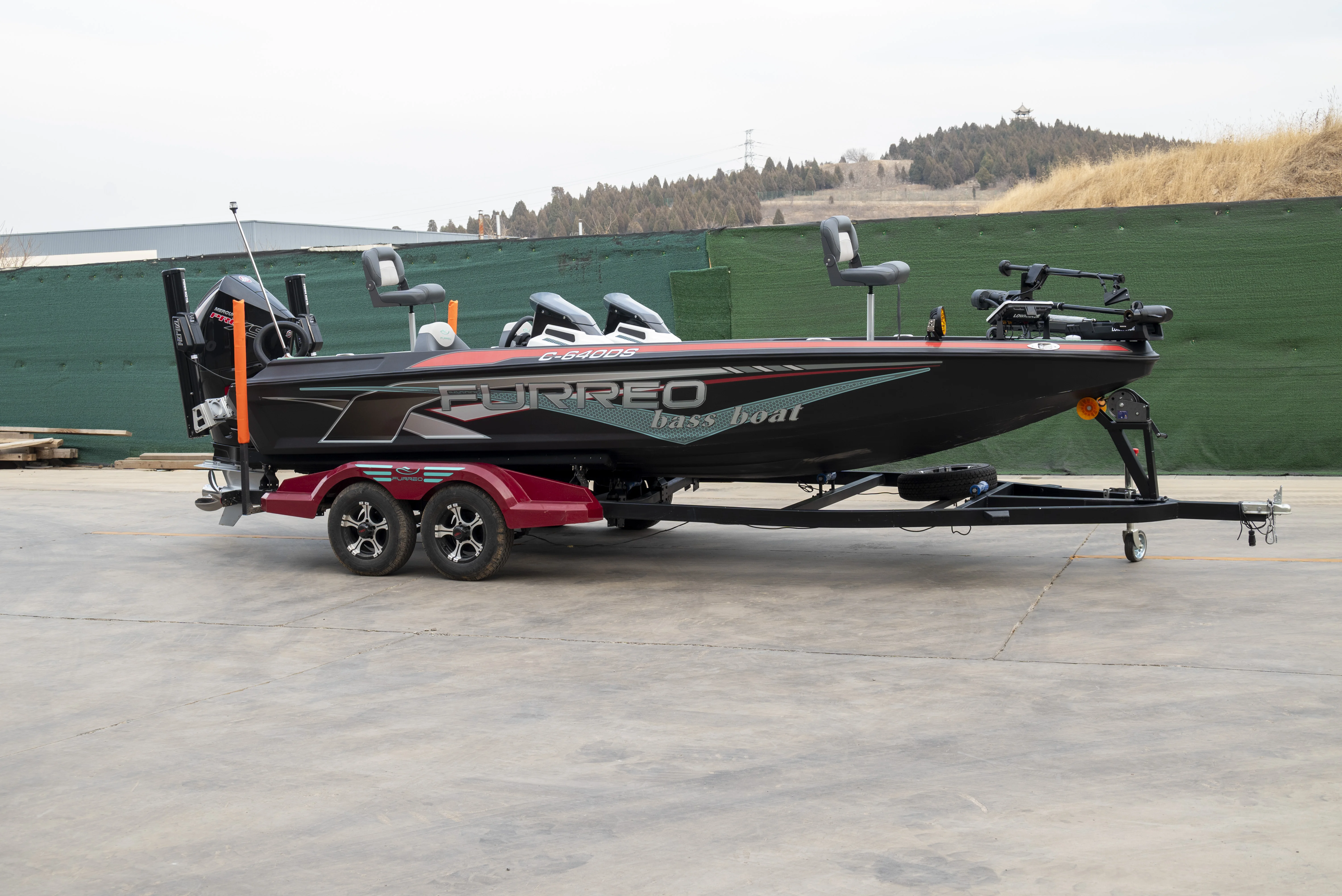 Premium Aluminum Fishing Boat C640-6.4m Length, 3-Person Capacity, 90-110km/h Speed, Heavy-Duty 4mm Transom