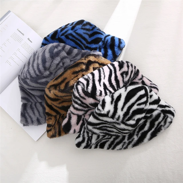 New Winter Cow Print Plush Bucket Hats for Women Tourism Outdoor