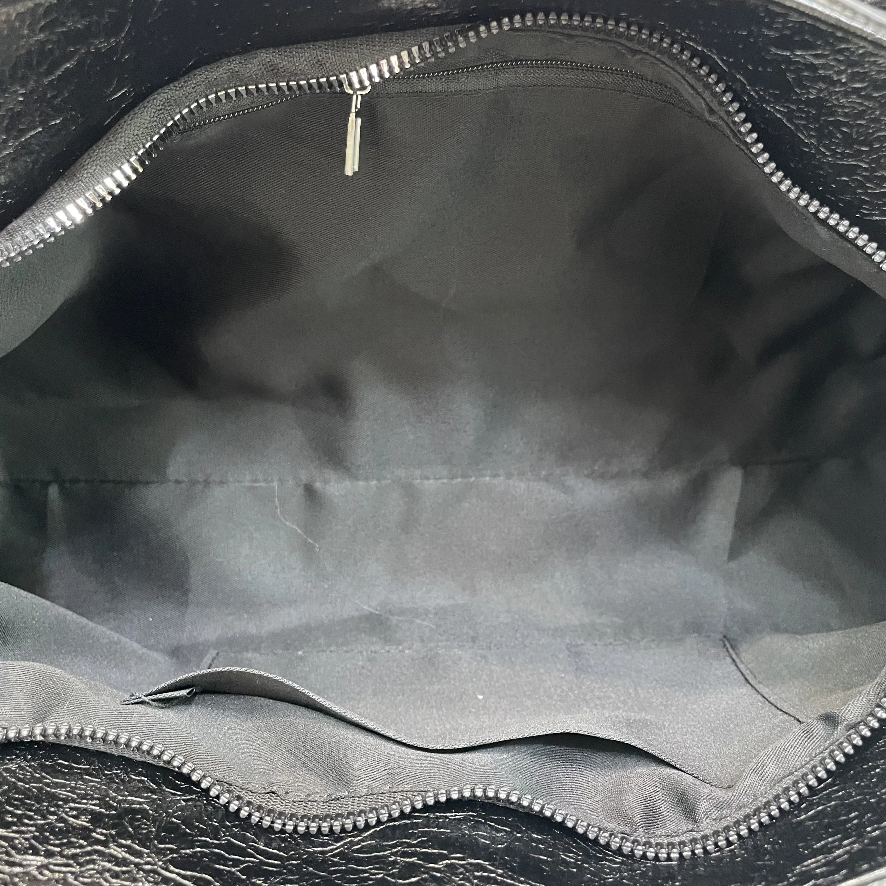 Red Wedding Women's Bag 2025 New Retro Underarm Fashion High-End Sensation Niche Design French Bread Shoulder Bag