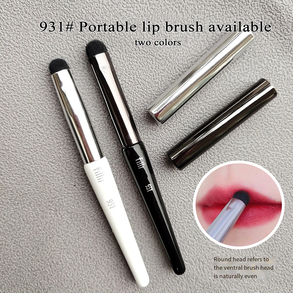 Description Picture 4 of itemSmall Lip Brush With Cover Makeup Beauty Tool Eye Shadow Brush Portable Multifunctional Mini Soft Cream Cosmetics Contour Brush