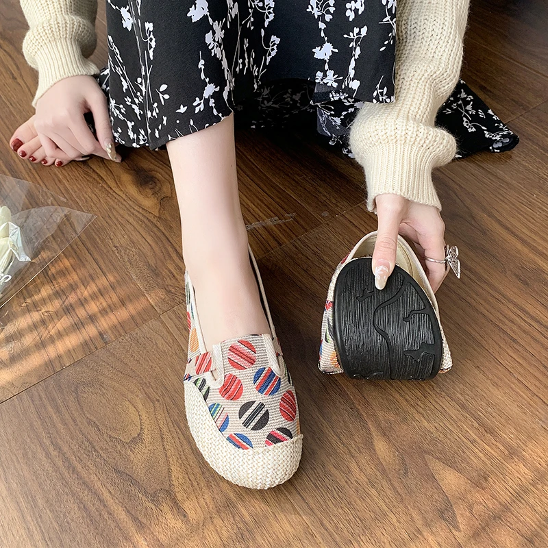 Women Loafers Women Fashion Ballet Flats Work Shoes Ladies Knitted Mesh Loafers Breathable Female Slip-On Boat Shoes Casual Sport Sneaker