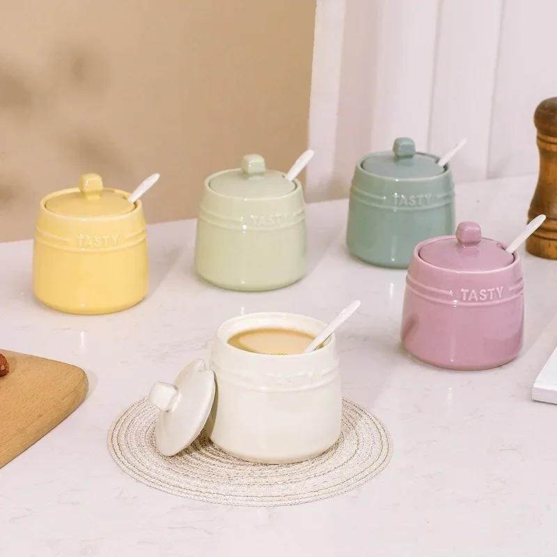 Gradient Ceramic Spice Jar Kitchen salt Seasoning Jar Pepper Seasoning Bottle Lid Spoon Kitchen Countertop Spice Sugar Jars