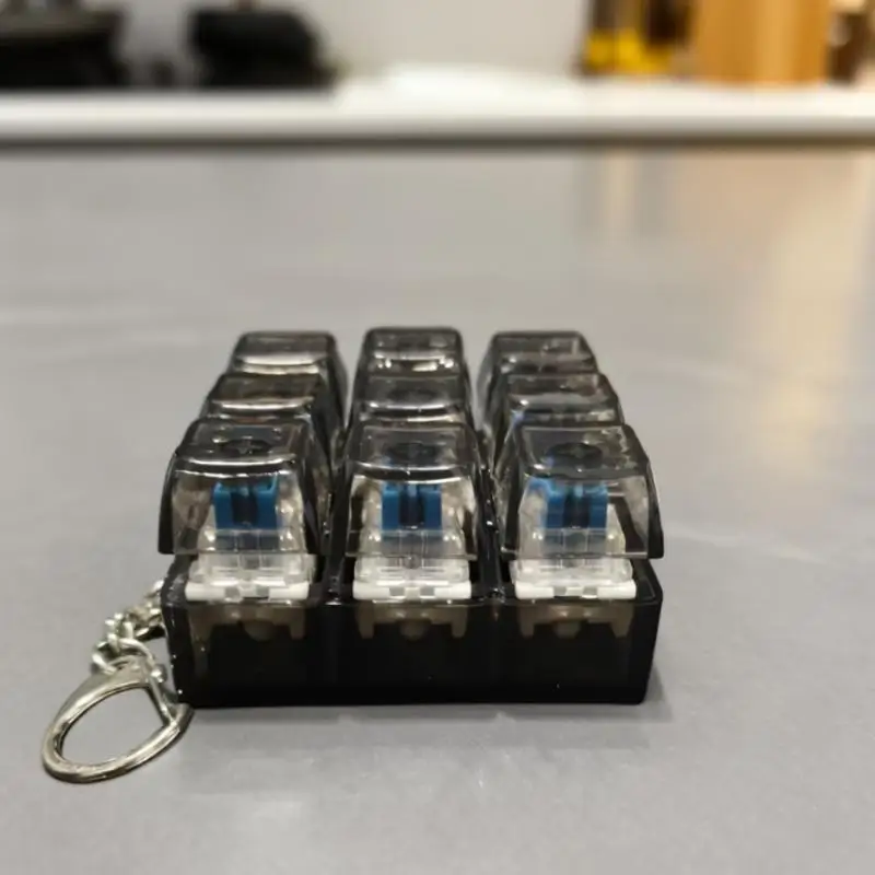Neun-Tasten Mechanische Tastatur Keycap Fidget Toys Schlüsselanhänger Stressabbau Fingerspitzen-Gadget Entspannungs-Fidget-Spielzeug – Detail 2