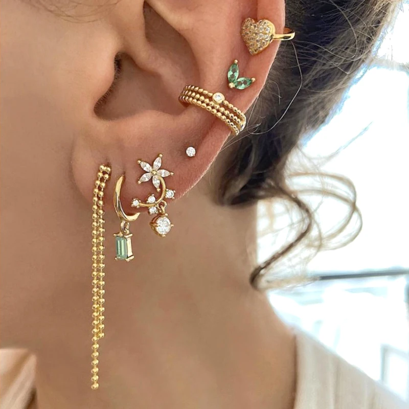 Женские серьги-гвоздики с цветами