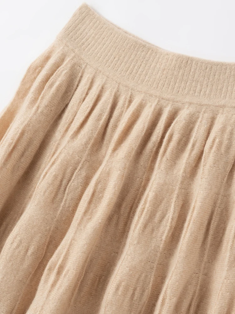 Women Cashmere Skirt - Hem Detail