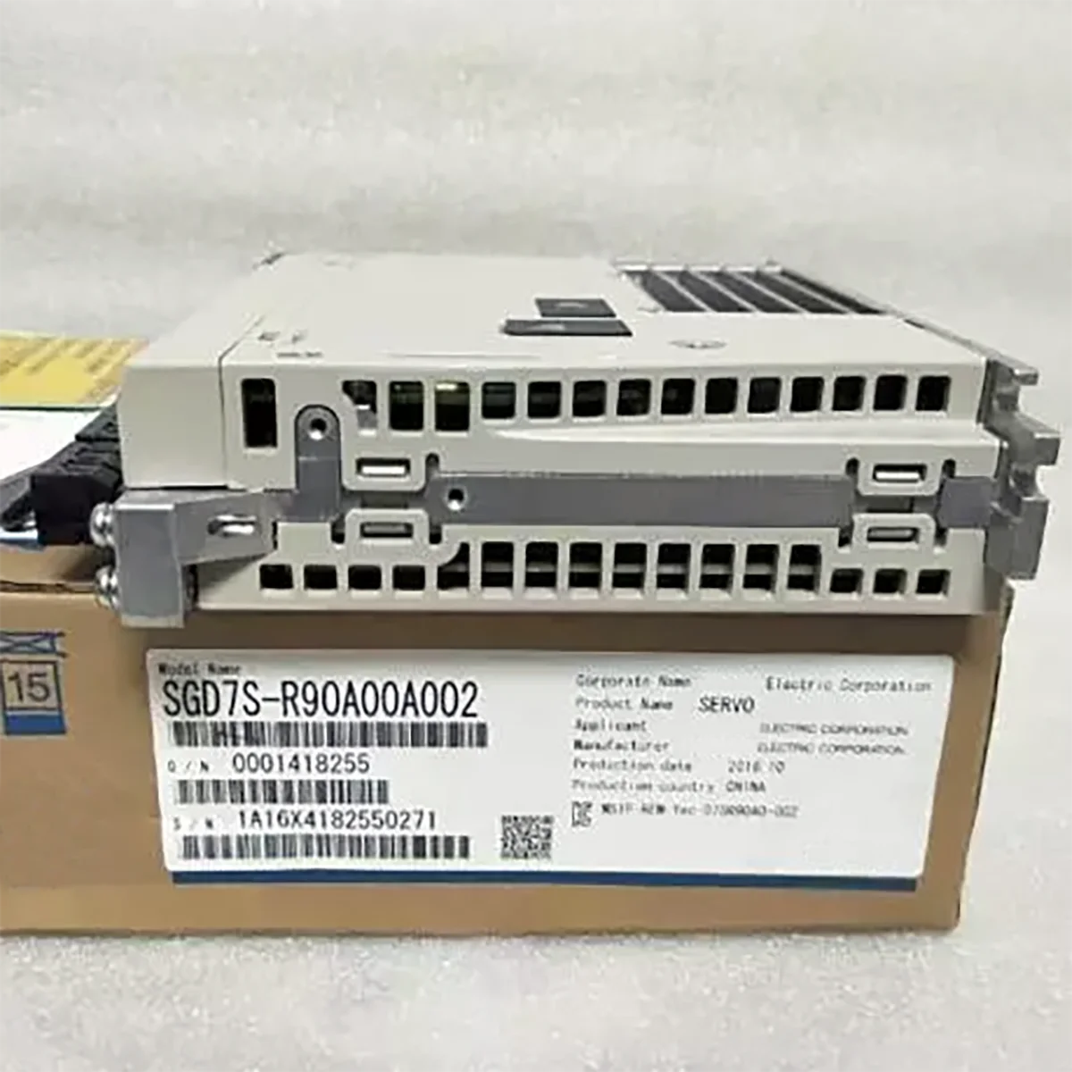 100% 새로운 오리지널 서보 드라이버 SGD7S-R90A00A002