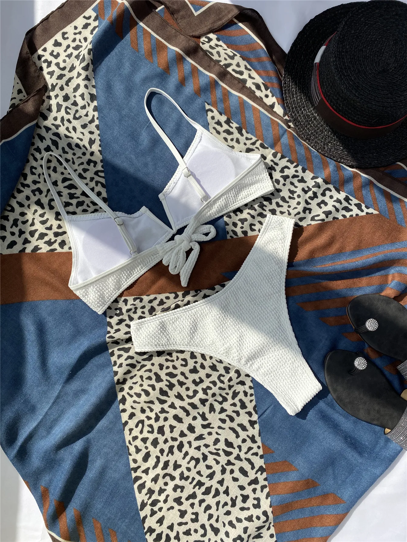 Sexy V Shaped Wrinkled Bikini Female Swimsuit Women Swimwear Two-pieces Bikini set Mid Waist Bather Bathing Suit Swim Lady 2022