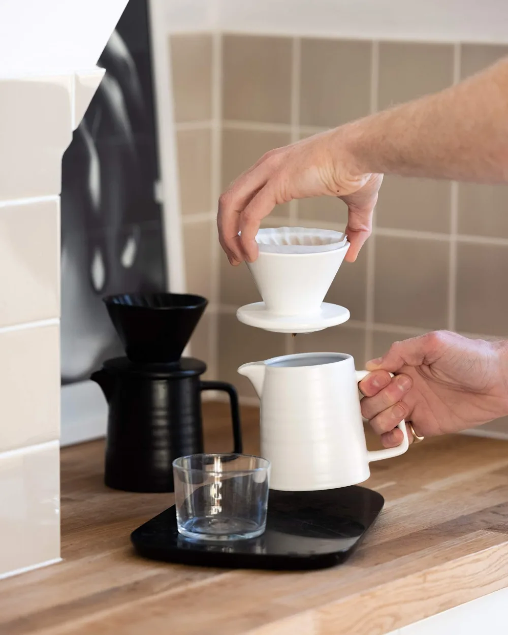 Description Picture 3 of item1-2 Cups Ceramic Coffee Dripper Pour Over Coffee Maker Set for V60 Coffee Filter Hand Brew Espresso Pot Coffeeware Teaware