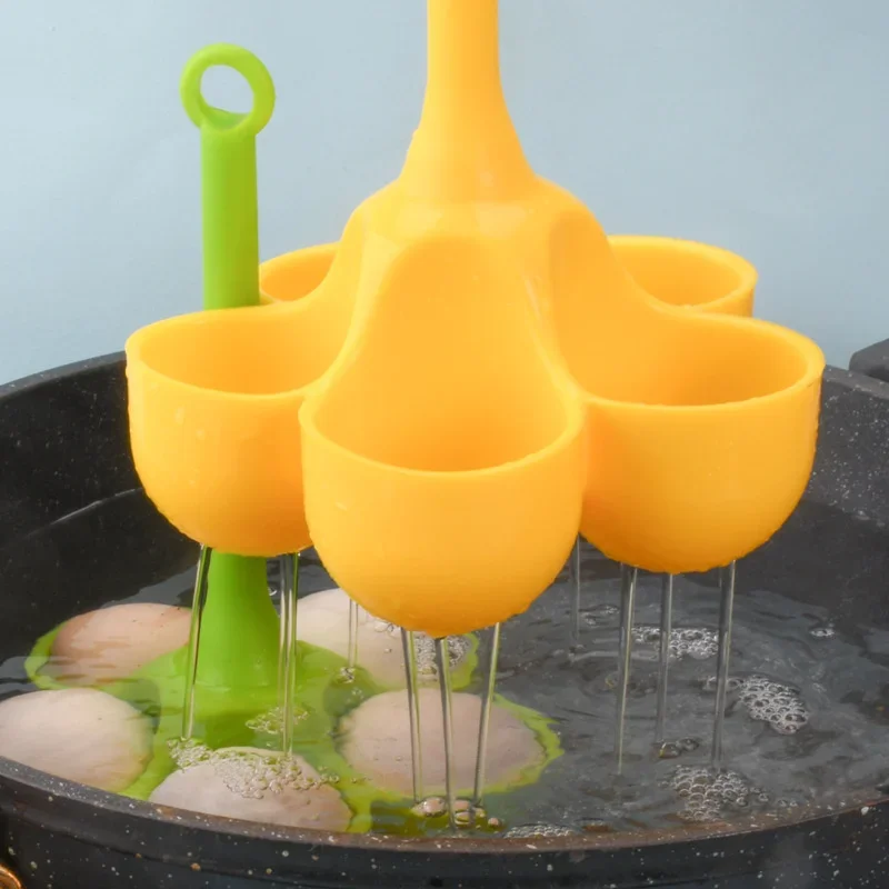 Creative 3/5 Hole Egg Holder Silicone Egg Steamer Home Cooking Utensils High Temperature Resistance Water Boiled Eggs Ware Trays egg boiler mold cup silicone egg poacher silicone baking mold egg cup holder