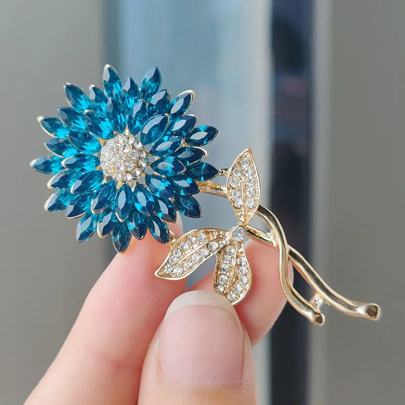 Trendy Exquisite Large Rhinestone Sunflower Brooches For
