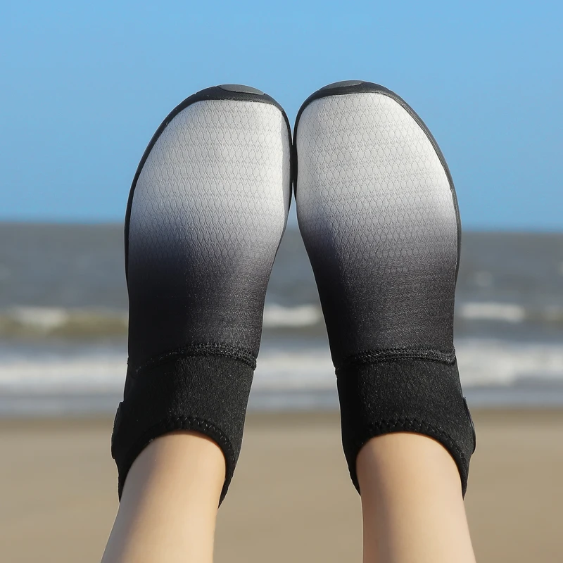 Men Aqua Shoes Barefoot Swimming Water Shoes Women Upstream Boots Breathable Sport Sneakers For Fitness Hiking Beach Sea water shoes,aqua shoes,barefoot shoes