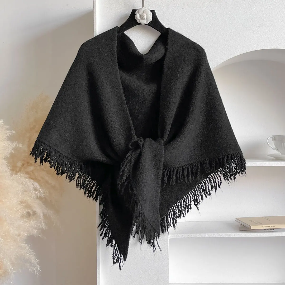 2025 Autumn and Winter New Women's Neck Wrap Wool Blended Tassel Triangular Shawl Female Thickened With Knitted Warm Shoulder