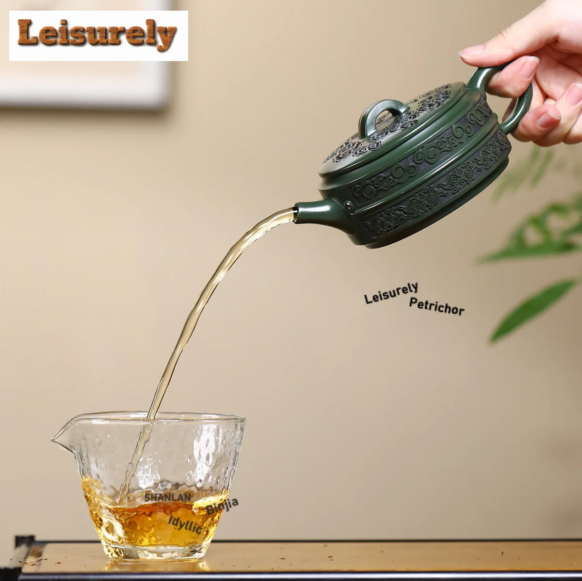 260ml Boutique Yixing Purple Clay Teapot Famous Handmade Large Caliber Pot Raw Ore Green Mud Tea Maker Kettle Zisha Teaset Craft