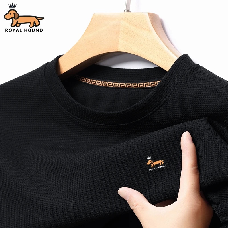 

Футболка мужская с круглым вырезом, коротким рукавом и вафельным принтом