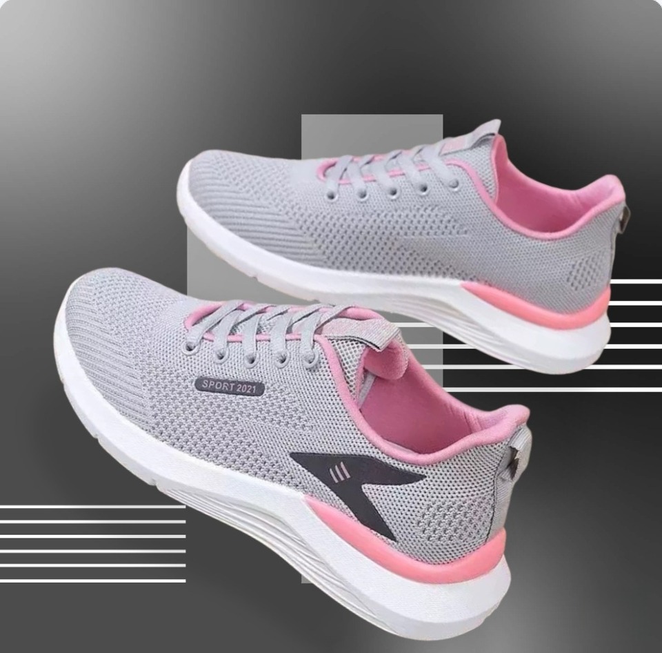2025 NEW hot Fashion Women's Sneakers Spring Summer New Soft Sole Lightweight Casual Running Shoes for Women