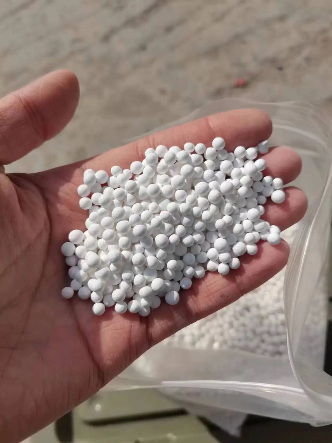 Activated Alumina Ball Dryer Absorbent High Strength Air Compressor Special Quality Ball Activated Alumina Ball Dryer