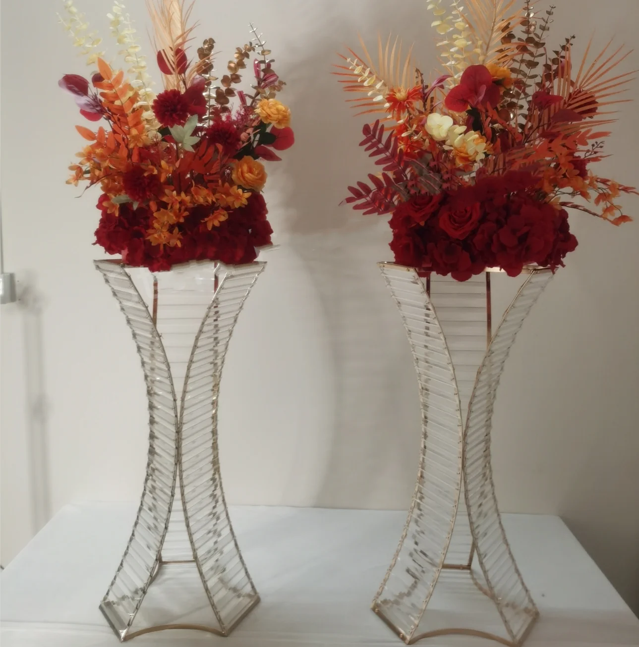 

4 6 8 10 20 pcs)Crystal Wedding table flower stand centerpieces Gold Flowers Vases Candle Rack Stand Holders Decor Road lead