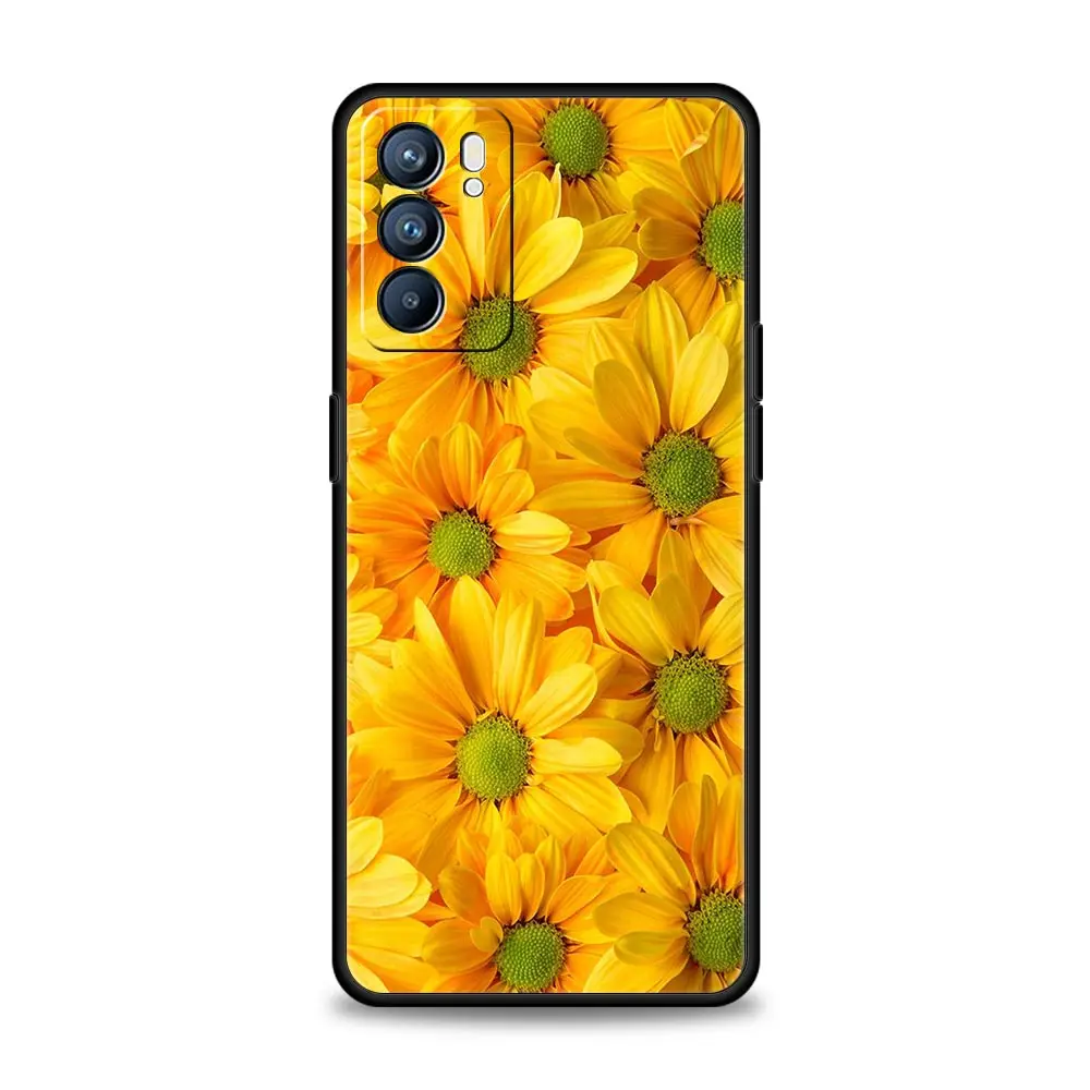 Elegant Floral and Leaf Design Phone Case