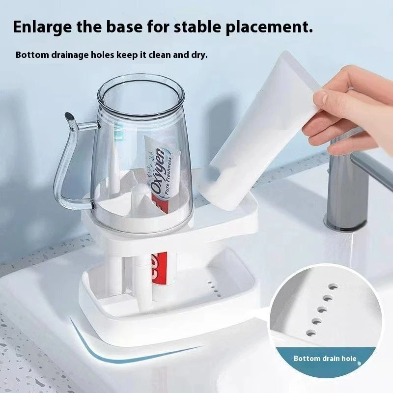 Set accessori bagno con bicchiere portaspazzolini e risciacquo_voghion.com