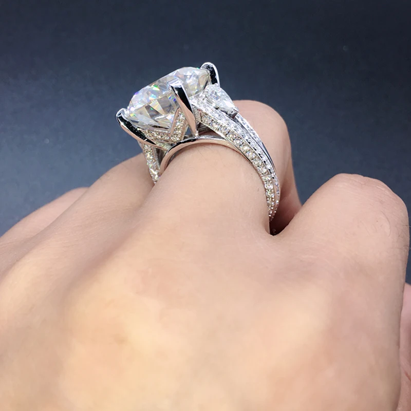 婚約,記念日のためのラウンドダイヤモンドをあしらった375kリング,3 5 