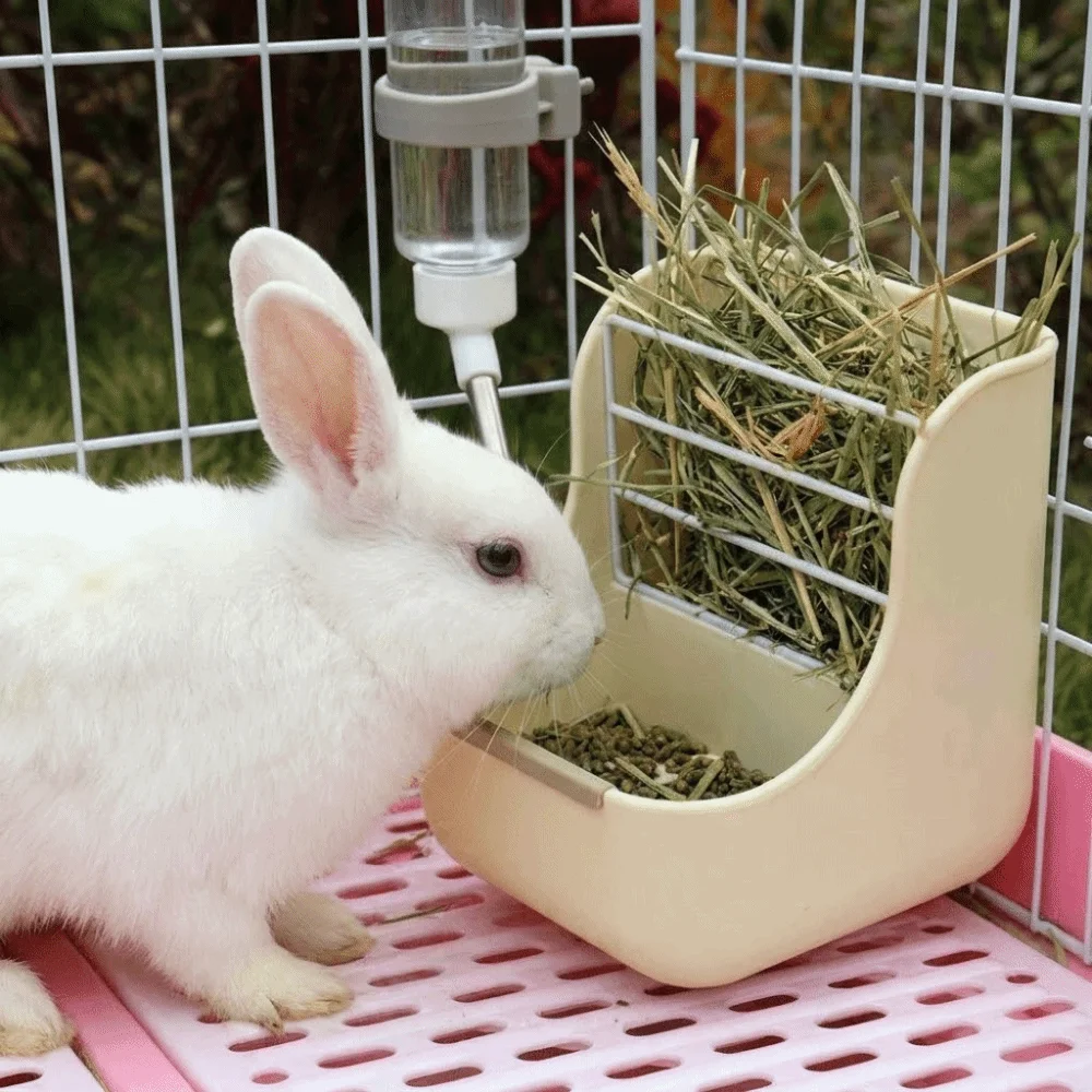 Accessori per Gabbie: Mangiatoia per Fieno 2 in 1, Rastrelliera Fissa per Erba, Mangiatoia Anti-Masticazione per Piccoli Animali, Rastrelliera per Fieno Anti-Ribaltamento Durevole per Conigli - immagine 3