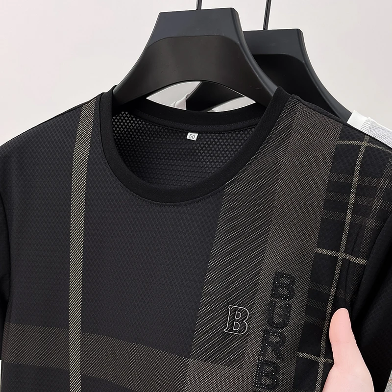

High-Grade Ice Silk Men's T-shirt 2024Summer New O-Neck Letter Embroid Half Sleeves Korean Street Fashion Exquisite Men's Wear
