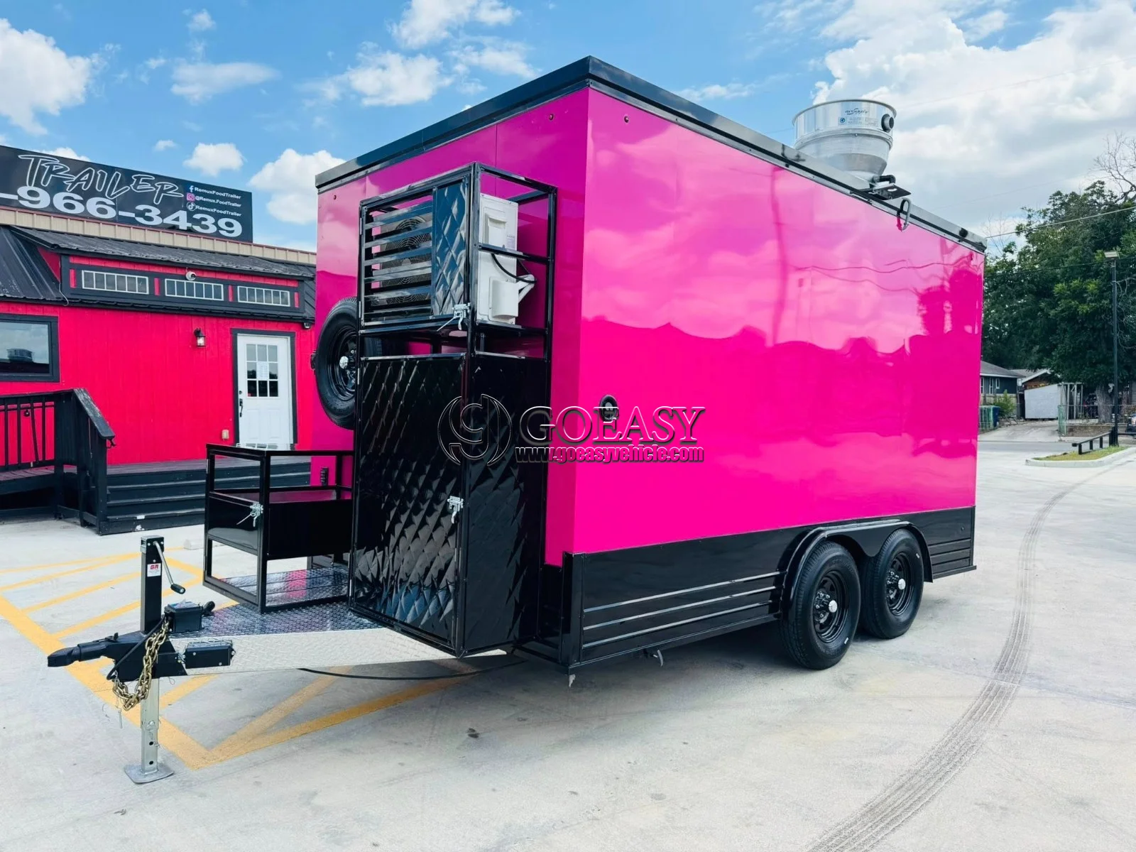 United State Food Truck with Full Kitchen Concession Bbq Food Trailer with Porch Fully Equipped Custom Food Truck 3