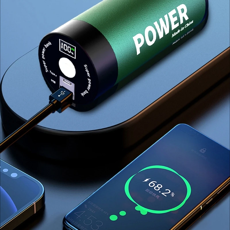 Charging Box with Flashlight 2 USB Output Charging Case Shell D5QC