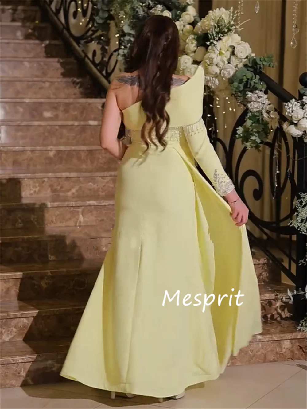 تخصيص الطراز الحديث جيرسي الطية الترتر البوق واحد...