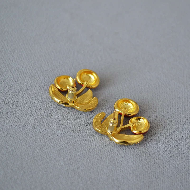 Cherry Flash Diamonds 925 Silver Needle Vintage Brass Gold-plated Earrings