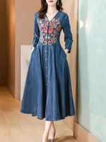 فستان TIYIHAILEY طويل منتصف الساق من قماش الدنيم بصدر واحد للنساء، فستان مطرز على الطراز الصيني، عتيق، خريف، جديد، 2025، M-4X 1